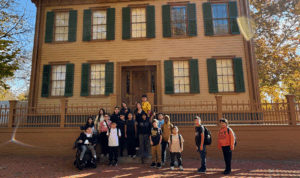 Dieterich 5th Grade Springfield Trip Gallery 3 group